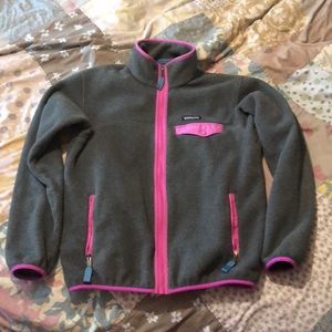 Patagonia Women’s full zip fleece. Grey & pink. Sm